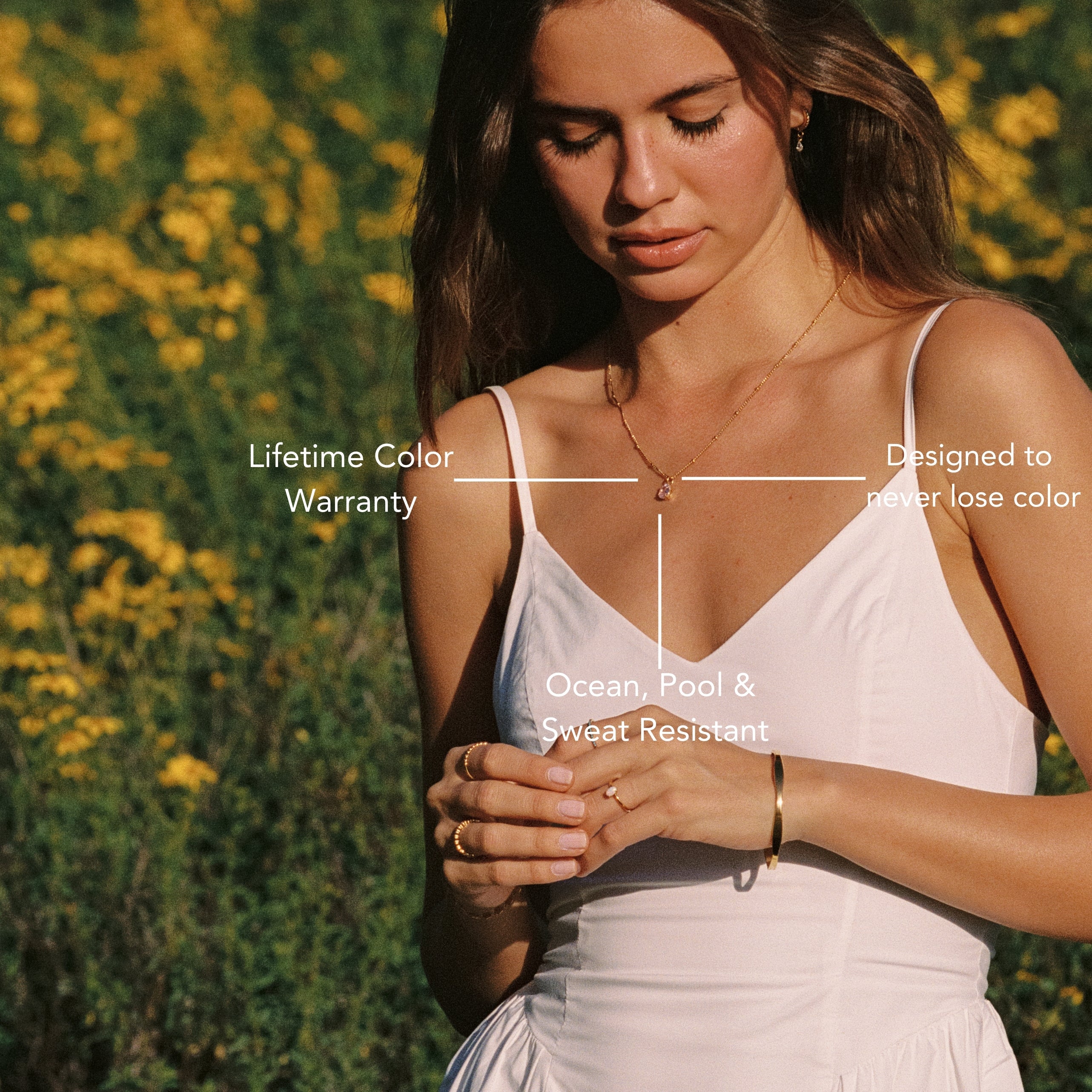 Minimal Rose Necklace