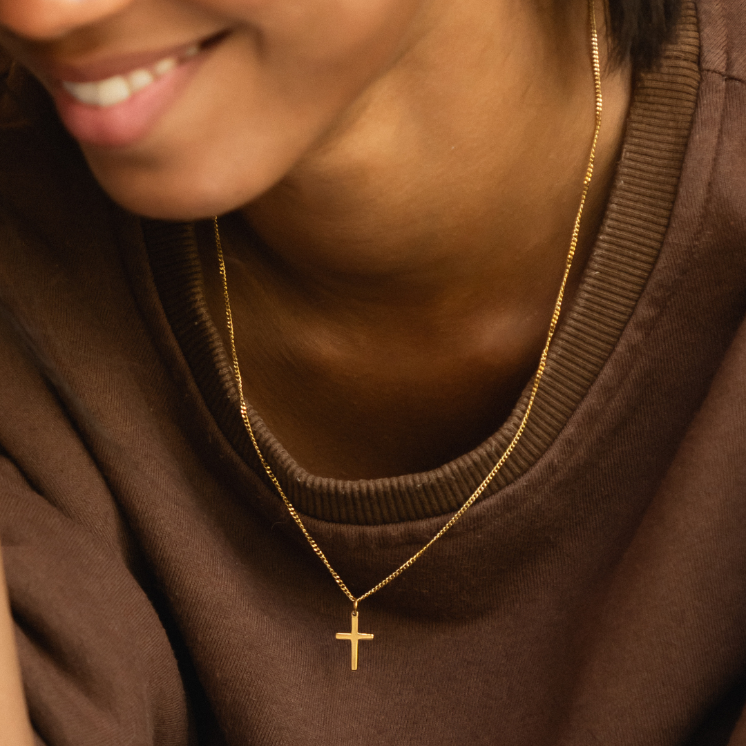 Simple Gold Cross Chain